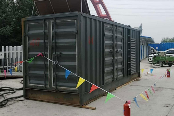 港口发电机租赁空气滤清器多久更换一次？